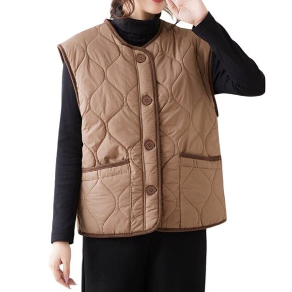 NWOT Quilted Vest Sz XL Tan Sherpa Lining Gold Buttons Pockets Preppy Comfy Boxy - Picture 2 of 10